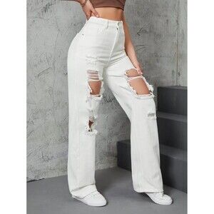 100% cotton NWOT White High Waist Ripped Jeans Size 6